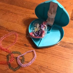 Four chokers and a scrunchie maker